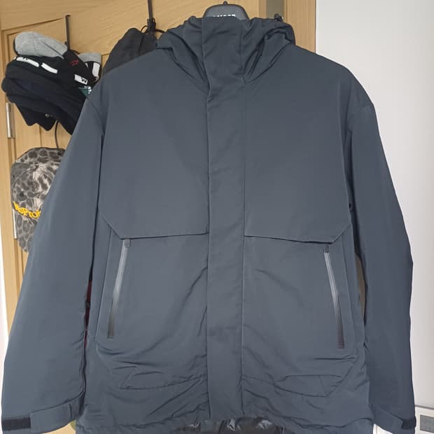 [M사이즈] 유니클로 질샌더 j+ 하이브리드 다운 오버사이즈 파카