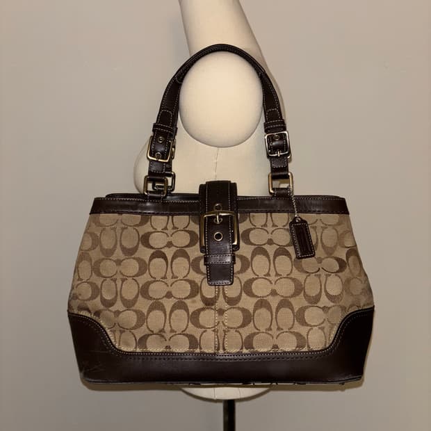 🚨연말세일🚨Coach Brown Shoulder