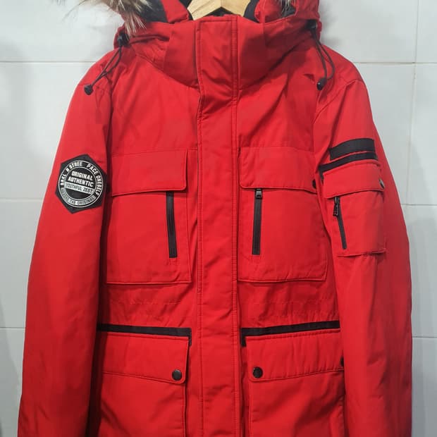 Urban Crew 다운패딩