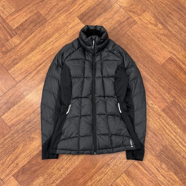 여성용 S MAMMUT 마무트 퍼텍스 블랙 경량 패딩 자켓 