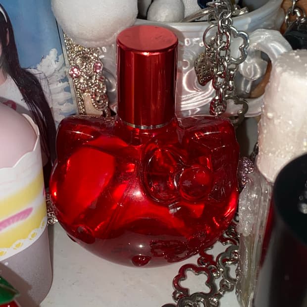 자라 헬로키티 50주년 향수 퍼퓸 레드 zara 빈티지 고전