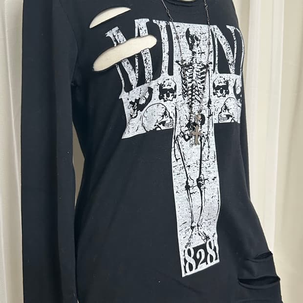 Park girl 펑크 그런지 데미지 롱슬리브 고스고딕 