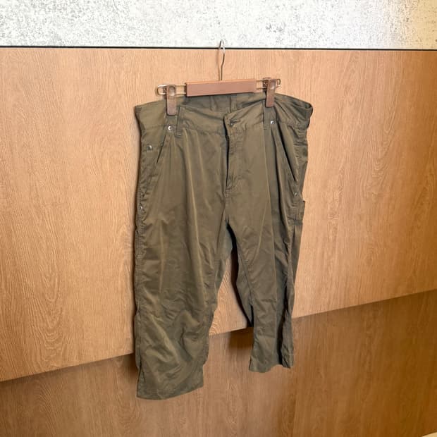 칼하트 9부 카고 카프리 팬츠 밑단 스트랩 디테일 카키 k73