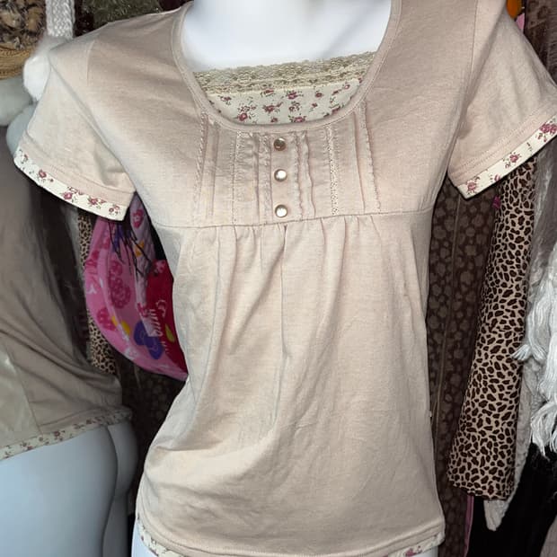 리즈리사st 모리 레이스 버튼 탑