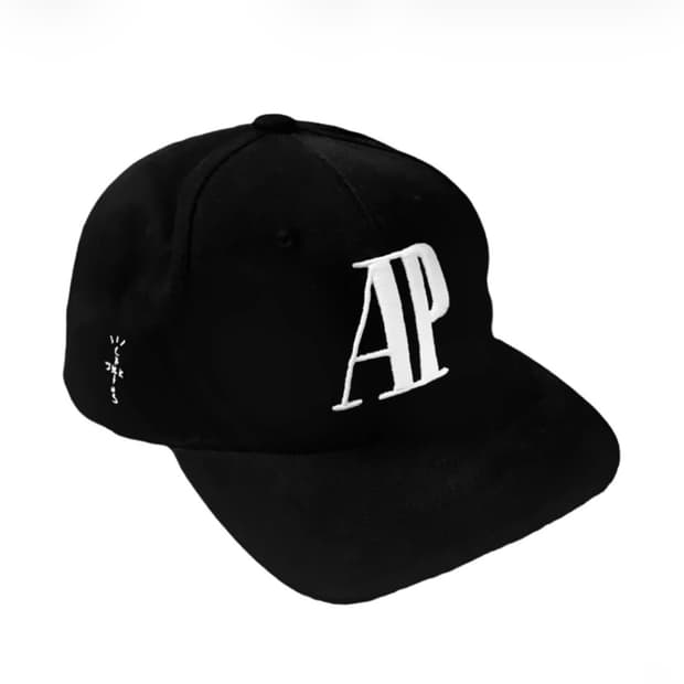 트레비스캇 캑터스 잭 X 오데마 피게 모자