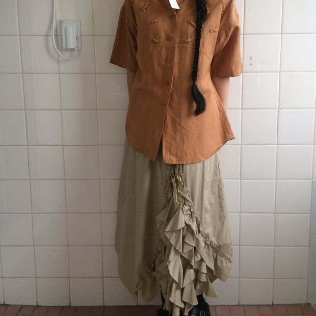Ribbon pattern shirt
