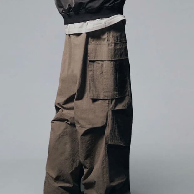 Parachute Nylon Cargo Pants - Light Khak