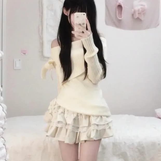 스너그 서냥님 슈크림 오프숄더 니트+스커트 판매 달천깔 히메갸루