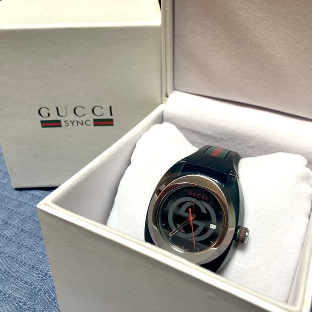 구찌 싱크 SYNC 시계 46mm 쿼츠 블랙 실버