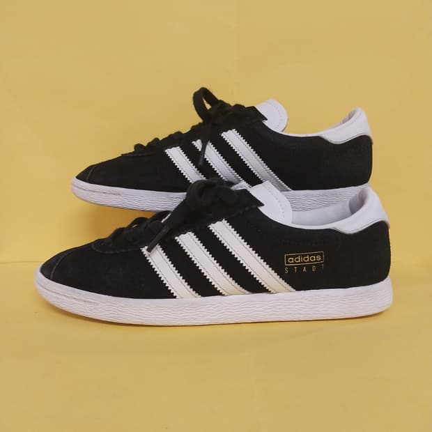 남성 아디다스 슈타트 코어블랙 스니커즈, 운동화 (240)