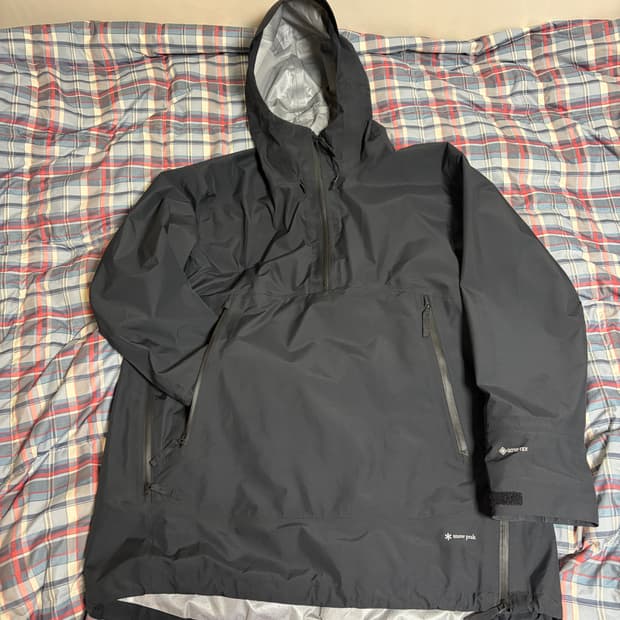 스노우피크 고어텍스 풀오버 블랙 L사이즈