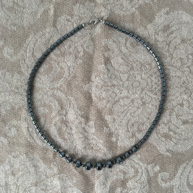 beads necklace