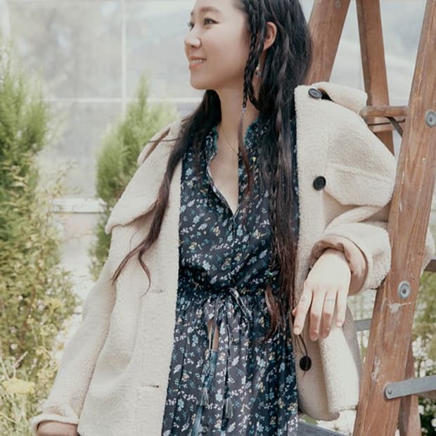 Thursday Island 써스데이아일랜드 오버핏 보아 무스탕