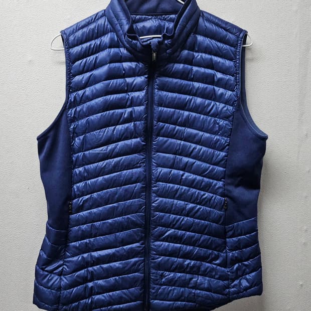 SGF  네이비 경량 패딩 조끼  100