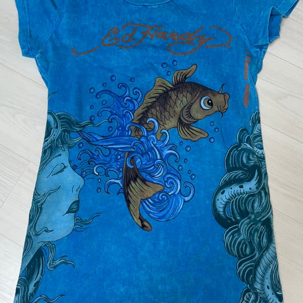 에드하디 크리스찬 오디저 글리터반팔