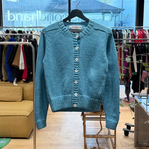 인버알란 얼바닉 블루 라운드 가디건 