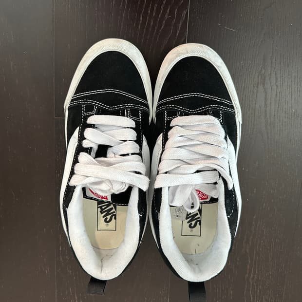 반스 뉴스쿨 블랙 트루 화이트 