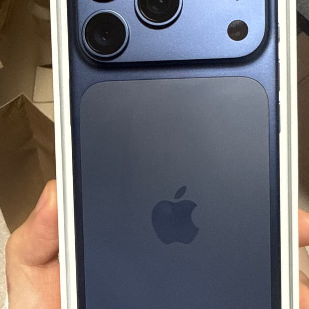 아이폰17프로 딥블루 512기가 (박스ㅇ)