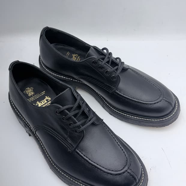 트리커즈(Tricker's)
