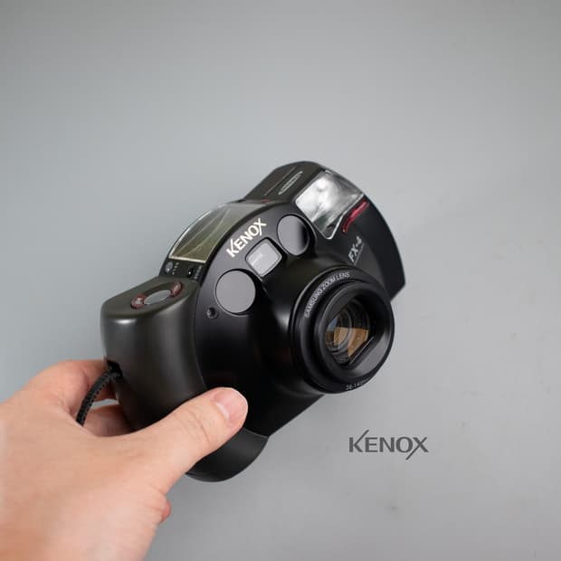 필름카메라 케녹스 fx4( 블핑지수카메라)