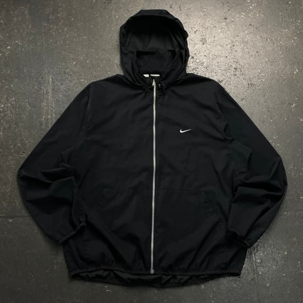 105 나이키 스우시 바람막이 