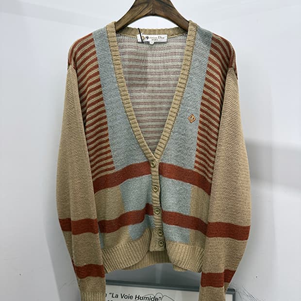 CHRISTIAN DIOR SPORTS (mens M, womens L)