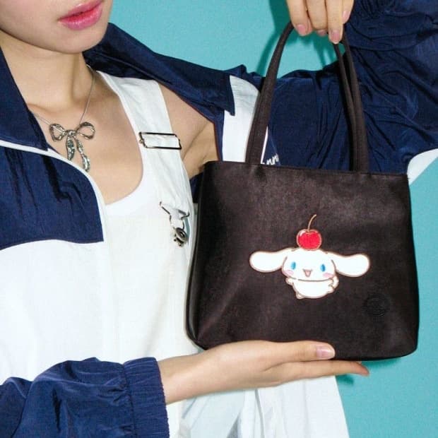 시엔느 산리오 콜라보 시나모롤 가방