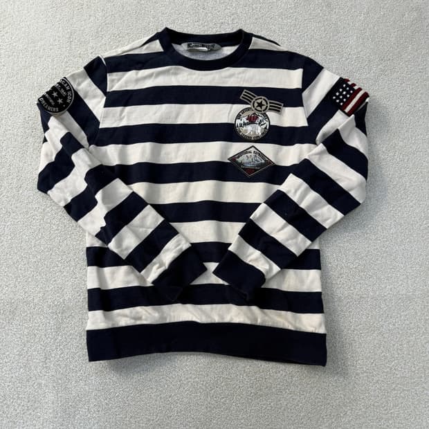 [XL] 지프 아메리칸 아이콘 패치 맨투맨 0102T1