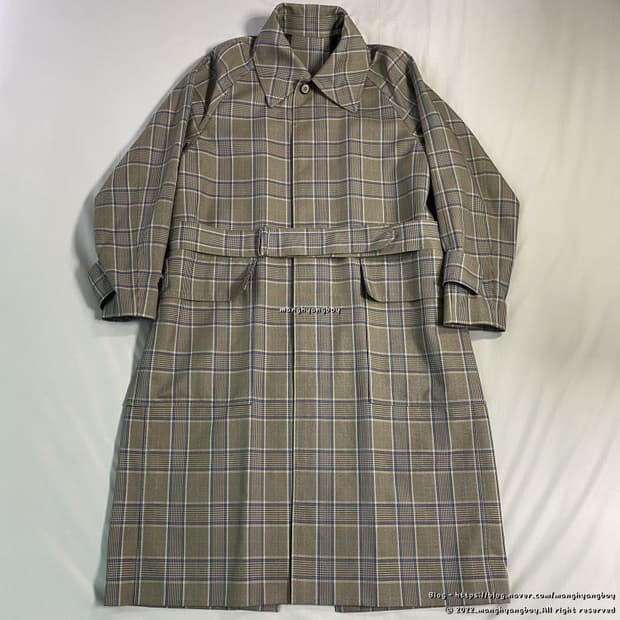 솔리드옴므 블루 체크 트렌치코트 베이지 48 (새상품급)