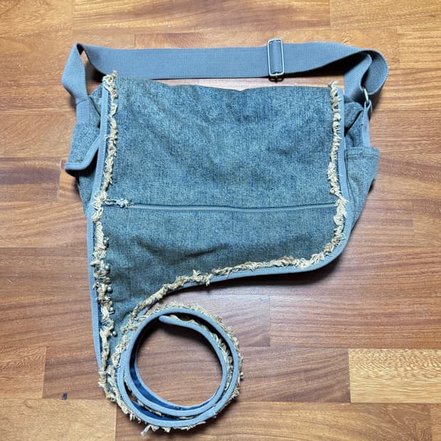 Heaven by Marc Jacobs denim messenger