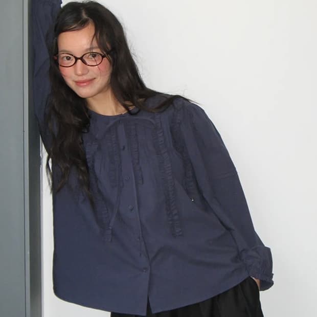 론론 프릴 러플 리본 타이 빈티지 블라우스 네이비