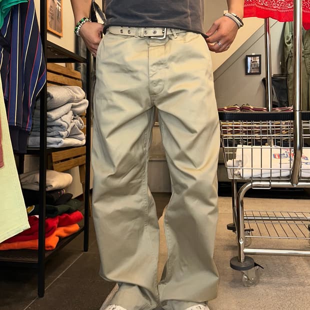 Buzz Rickson’s Early Military Chinos 