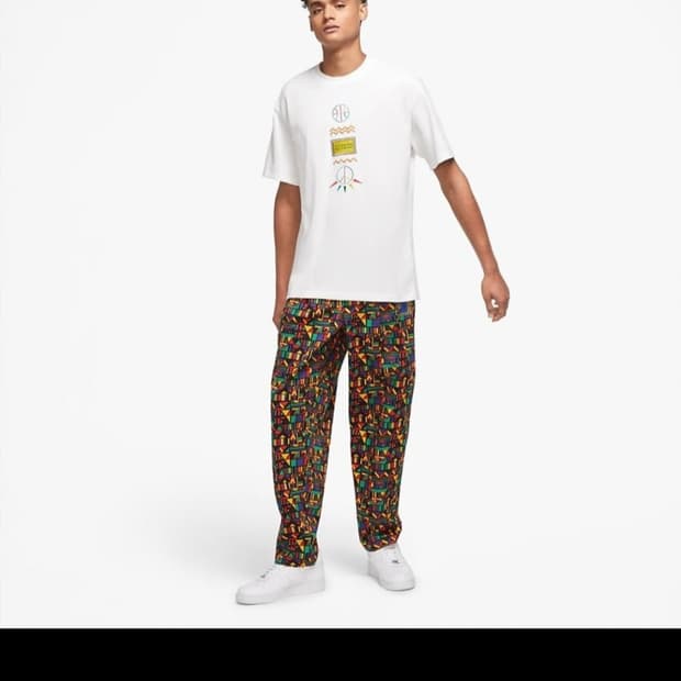 나이키 90s 우븐 리이슈 팬츠
XL