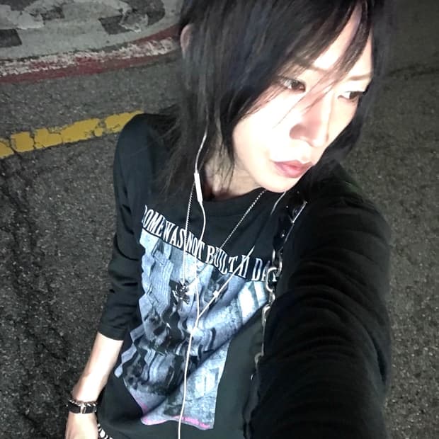 (Unknown)dark city long sleeve t