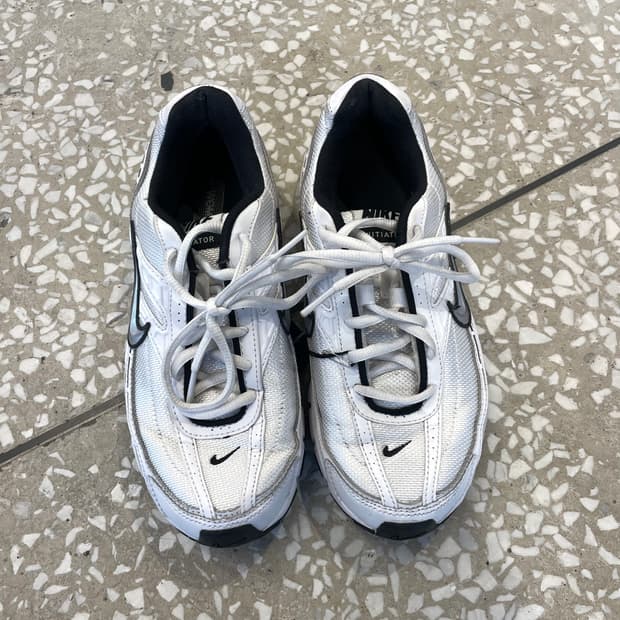 Nike Initiator white black