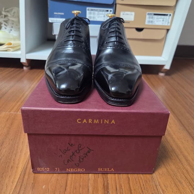 Carmina 블랙 캡토 옥스포드 남성 구두