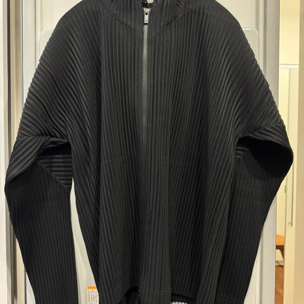 이세이 미야케 옴므 플리세(Homme Plissé Issey Miyake