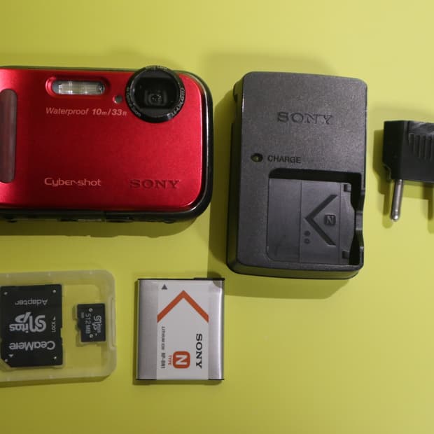 소니 SONY Cyber-shot DSC-TF1 (레드)