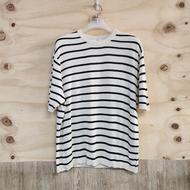 214)  탑텐 남성 스트라이프 반팔 니트