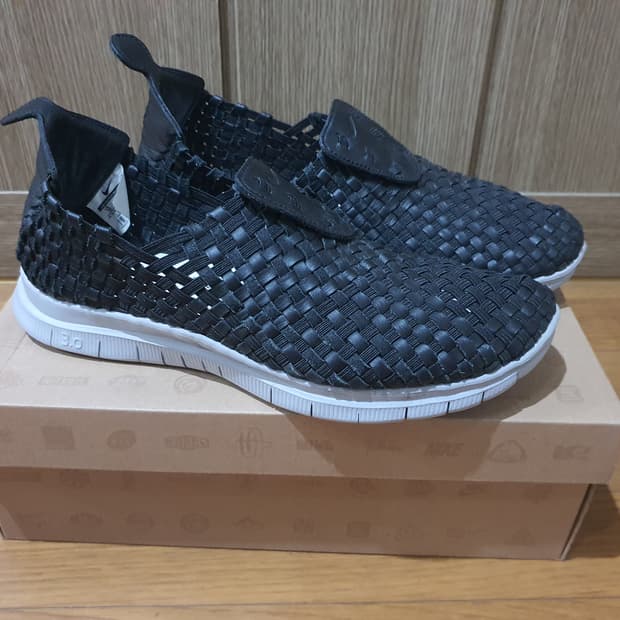 나이키 우븐 스니커즈 280