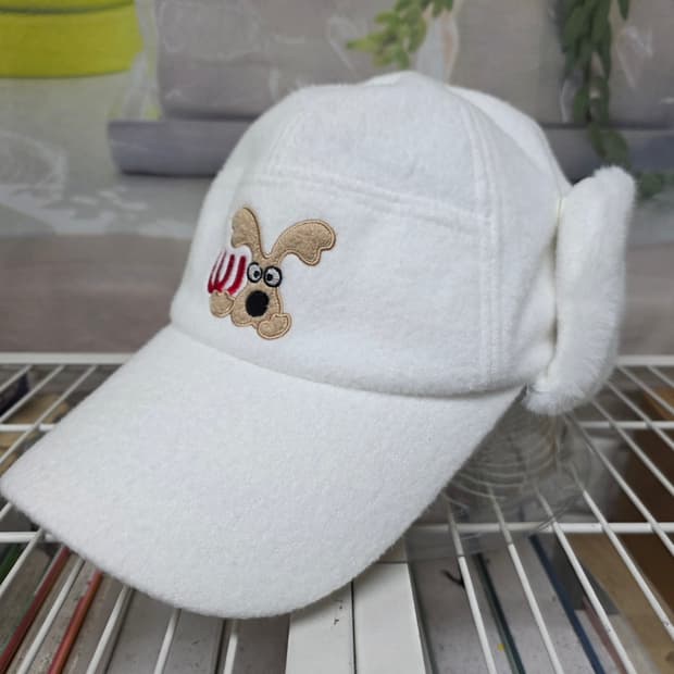 엠유스포츠 여성 겨울골프모자 귀달이모자 볼캡 KG38