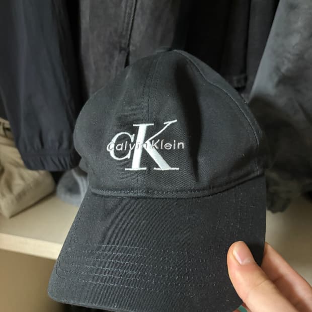 CK 캘빈클라인 블랙 캡 Free