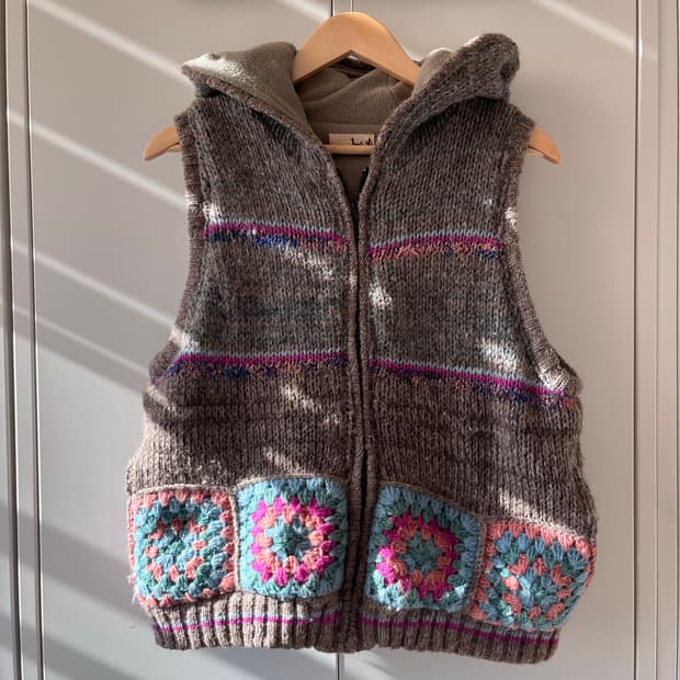 Titicaca 티티카카 모티브 니트 조끼 집업