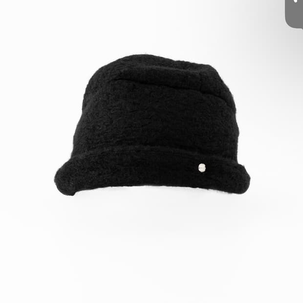 NOIR PUFF BUCKET - BLACK