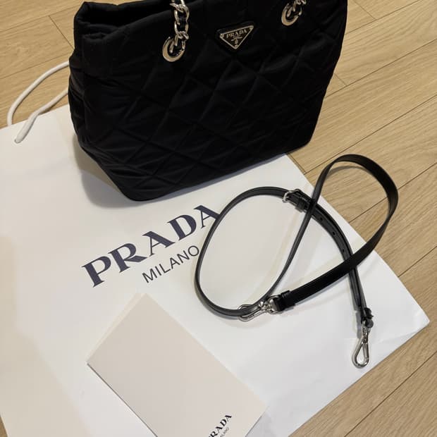 프라다 퀼팅 포코노 쇼퍼백