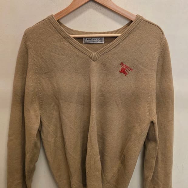 (40)Burberrys 버버리 스코틀랜드 램스울 브이넥 니트