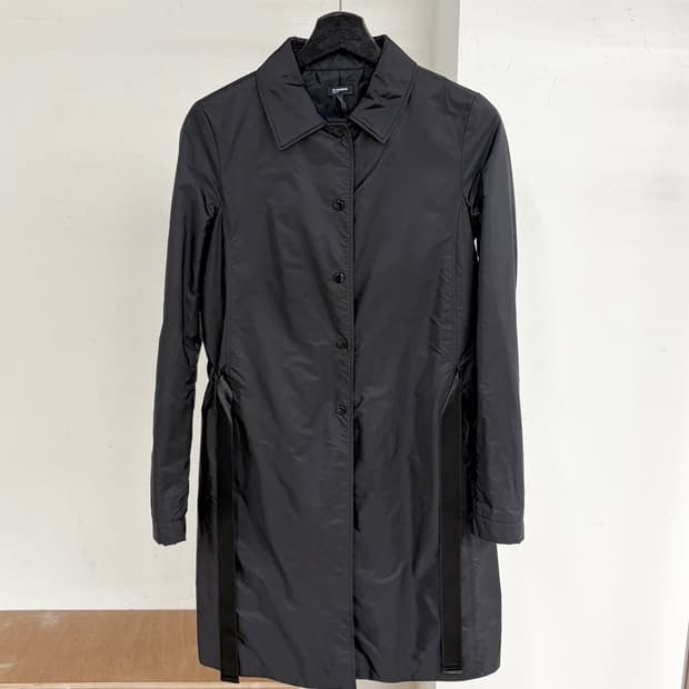 질샌더 블랙 나일론 혼방 벨티드 코트 