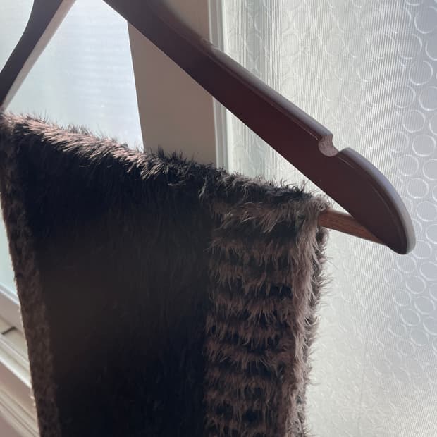 Hiroko bis 텍스처드 퍼 머플러 