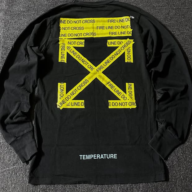 오프화이트 SS18 Temperature  컬렉션  슬리브