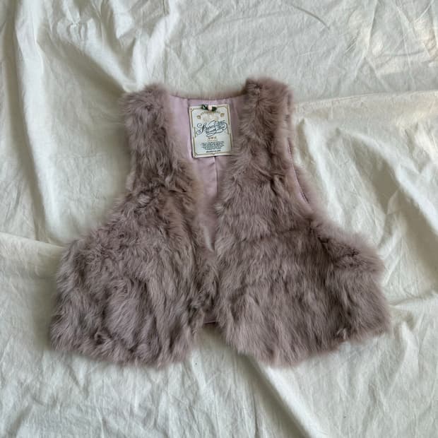 인디핑크 래빗퍼 크롭 베스트 